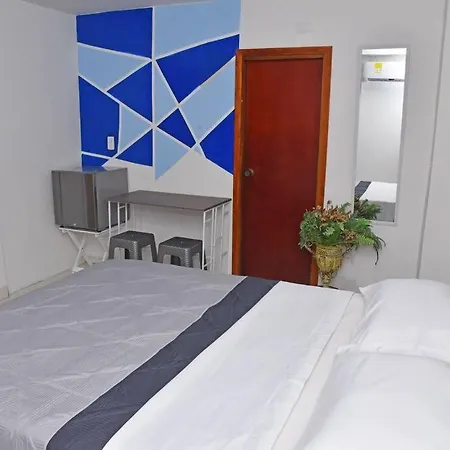 Cozy 1Br Apt Walking Distance To Airport/Beach Cartagena Exterior photo